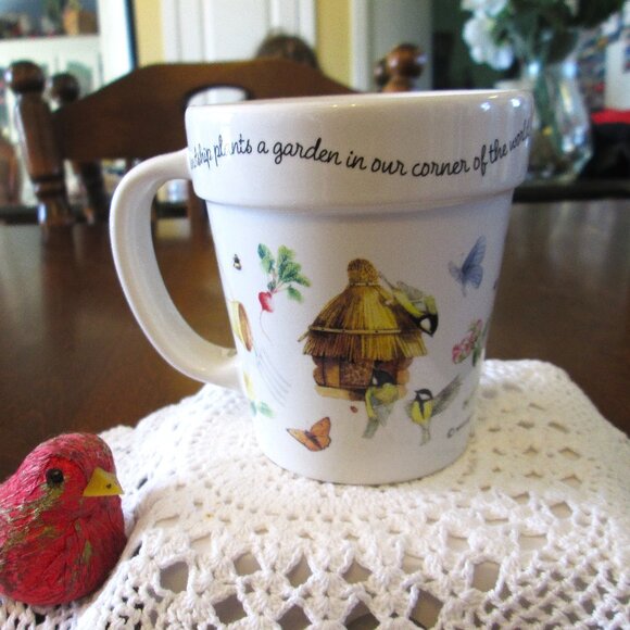 Hallmark Marjolein Baston mug "Friendship plants a garden of flowers in our corn - Picture 2 of 9
